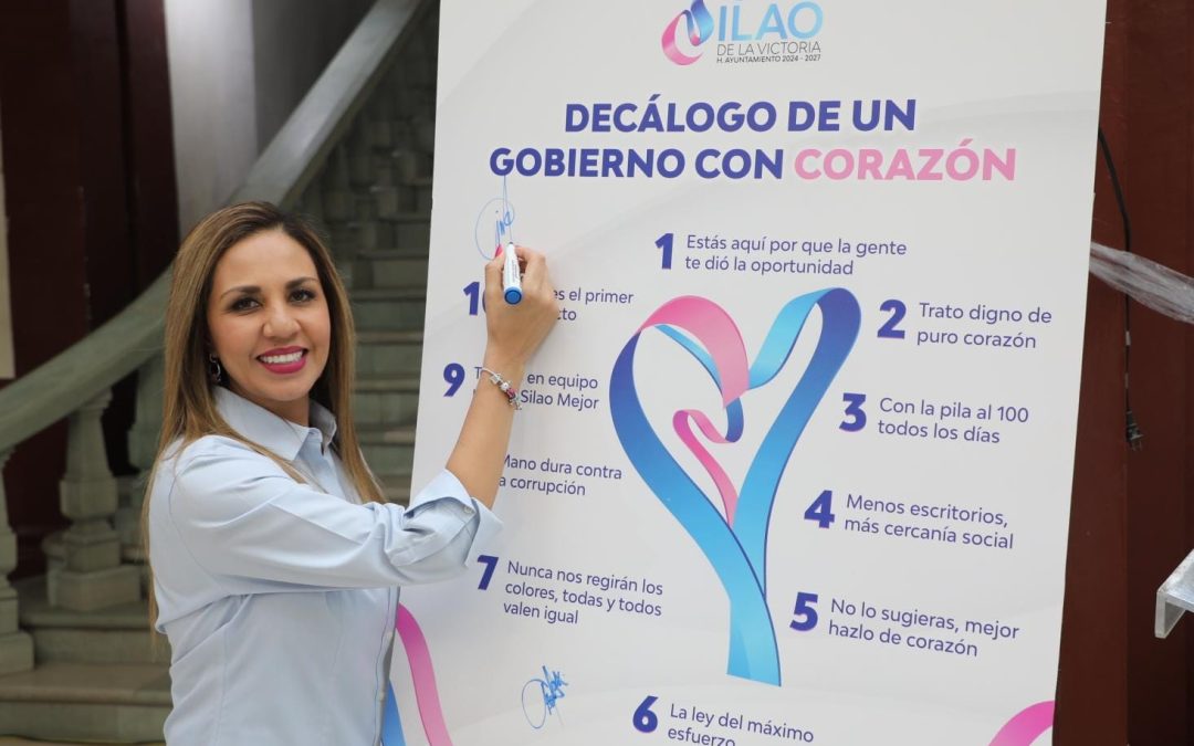 Firma Melanie el Decálogo de un Gobierno con Corazón