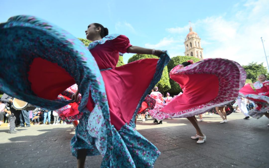 Disfrutan más de 8 mil personas del colorido ‘espectáculo revolucionario’ en Silao